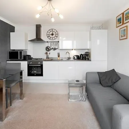 Beach Front Flat Shaldon With Parking Exterior photo