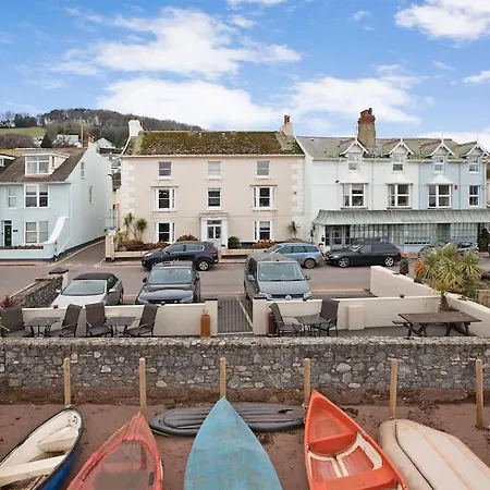 Beach Front Flat Shaldon With Parking Exterior photo